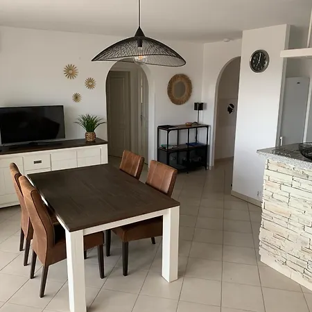 Apartment T2 Clim 54m2, 17m2 De Terrasse Tres Belle Vue *