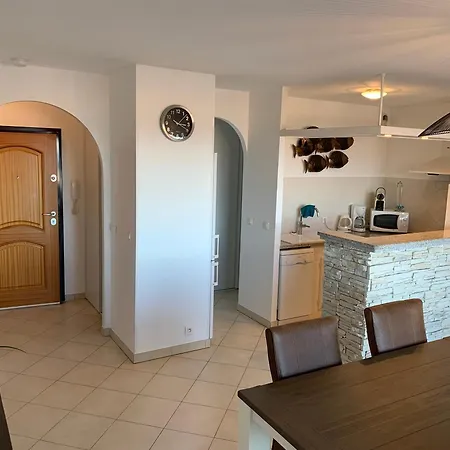 T2 Clim 54m2, 17m2 De Terrasse Tres Belle Vue * LʼÎle-Rousse