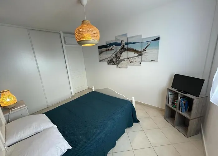 T2 Clim 54m2, 17m2 De Terrasse Très Belle Vue * LʼÎle-Rousse