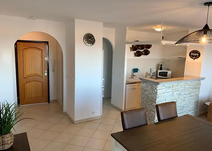 T2 Clim 54m2, 17m2 De Terrasse Très Belle Vue * LʼÎle-Rousse