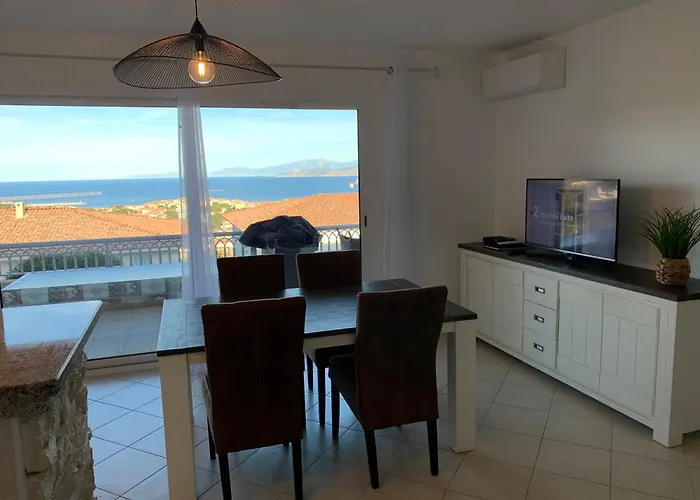 T2 Clim 54m2, 17m2 De Terrasse Très Belle Vue *